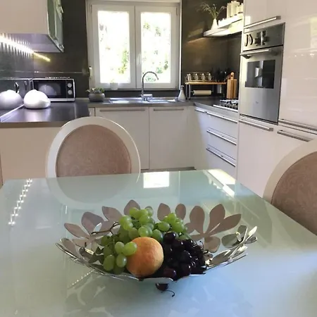 House Lilija בית נופש *